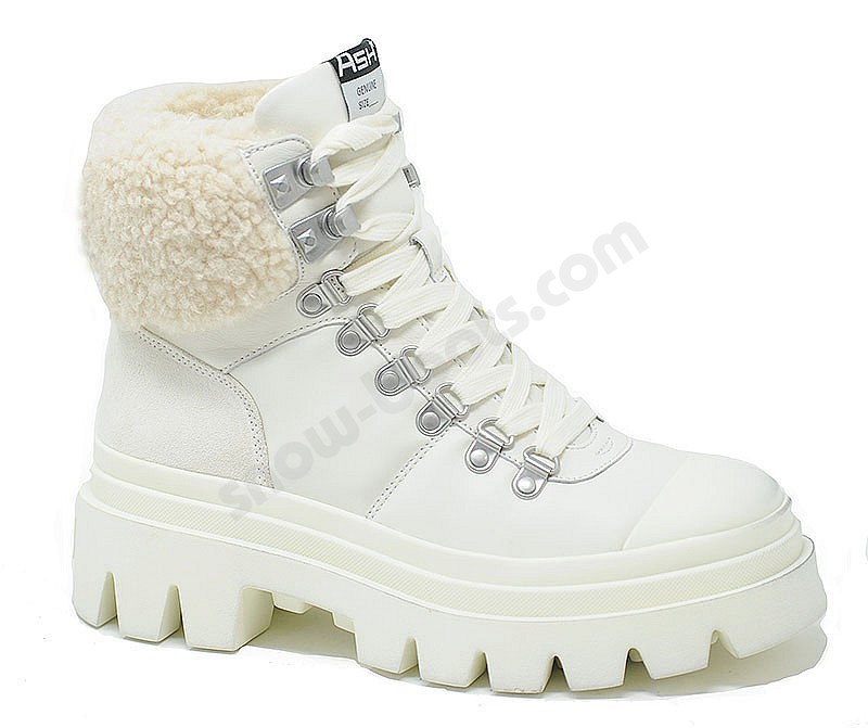 Ash Patagonie Fur tofu white