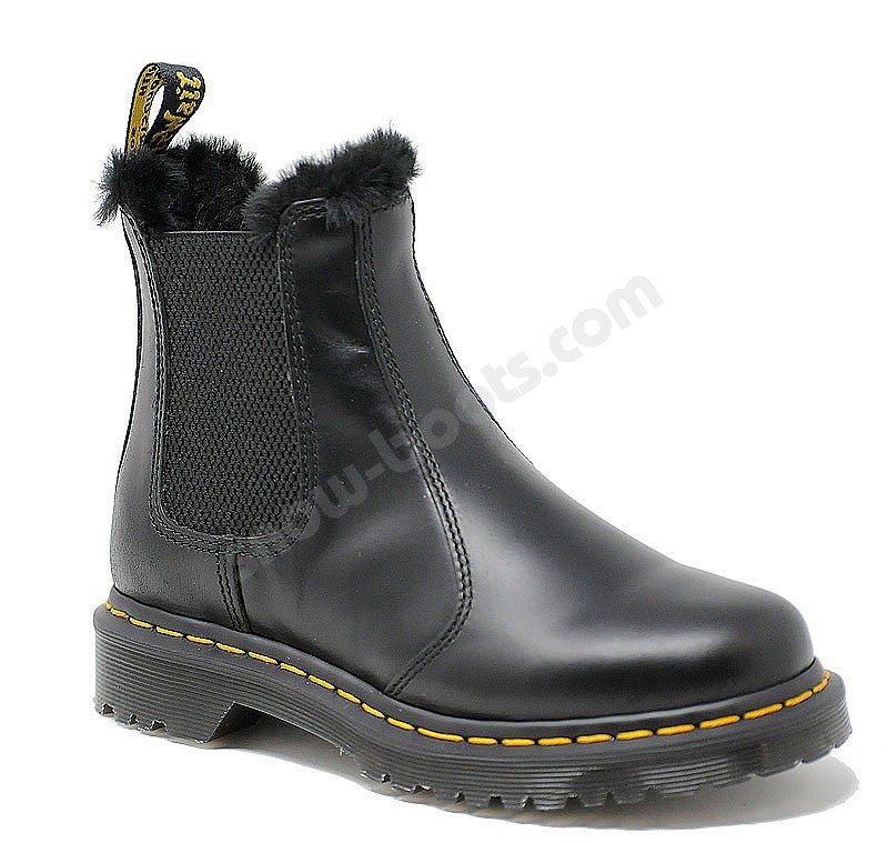 dr martin snow boots