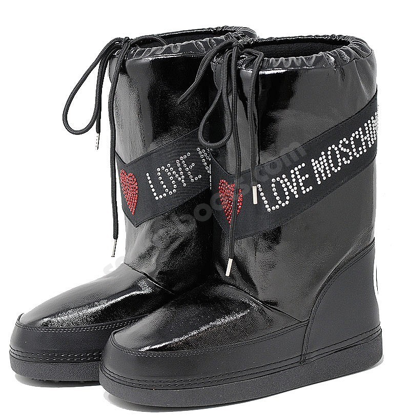 love moschino winter boots