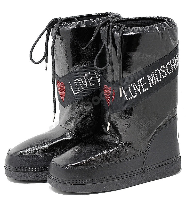 moschino moonboots