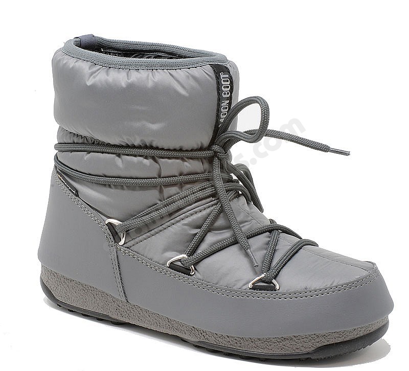 grey moon boots