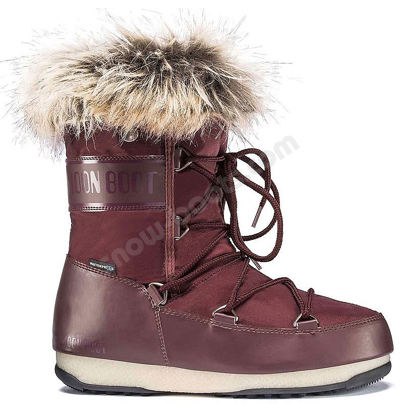 moon boot low fur