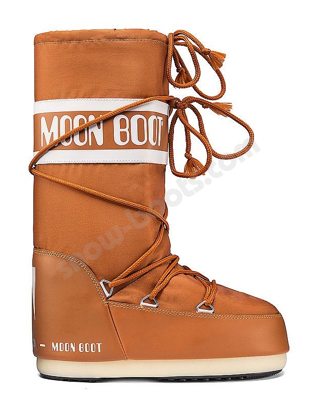 moon boots beige